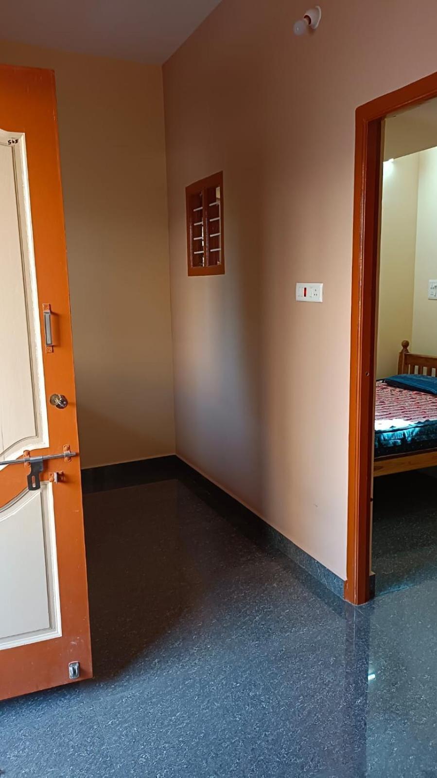 Sathya Guest House Tiruvannāmalai Extérieur photo